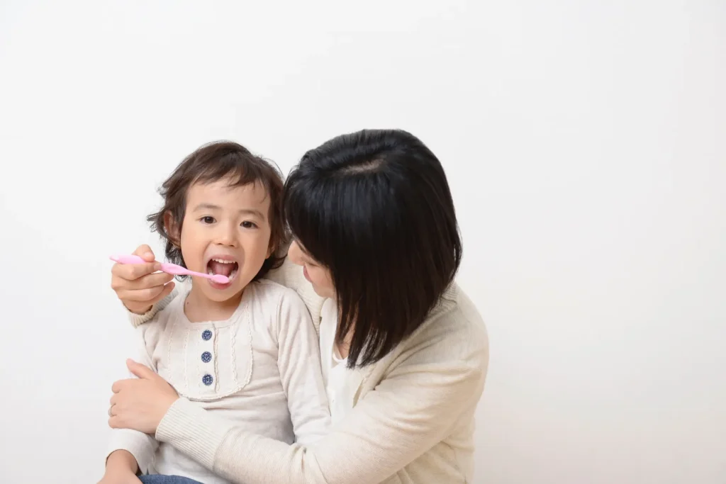 お子さまの虫歯について